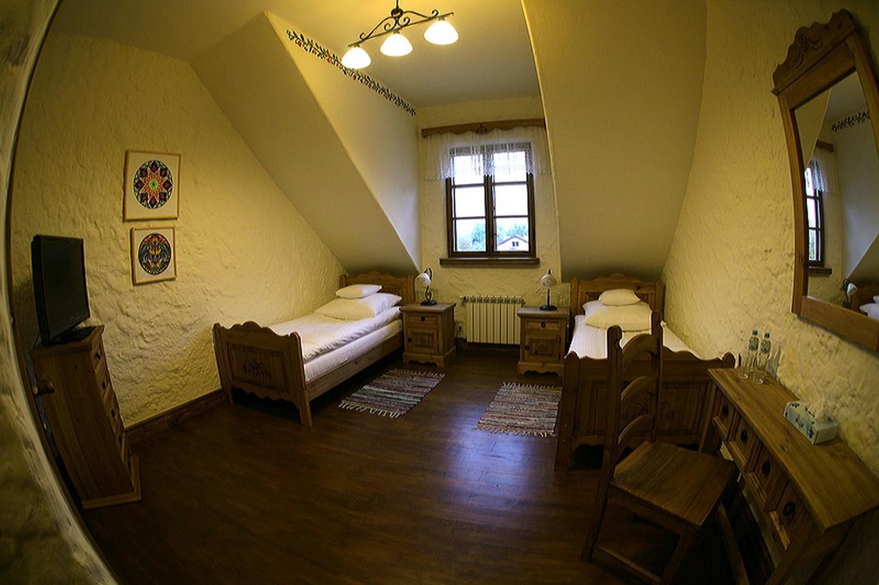 Lipowy Gosciniec Aparthotel Otwock Maly Bilik gambar